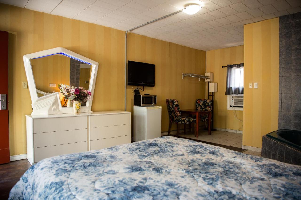 Advance Motel