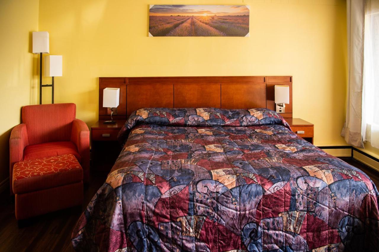 Advance Motel