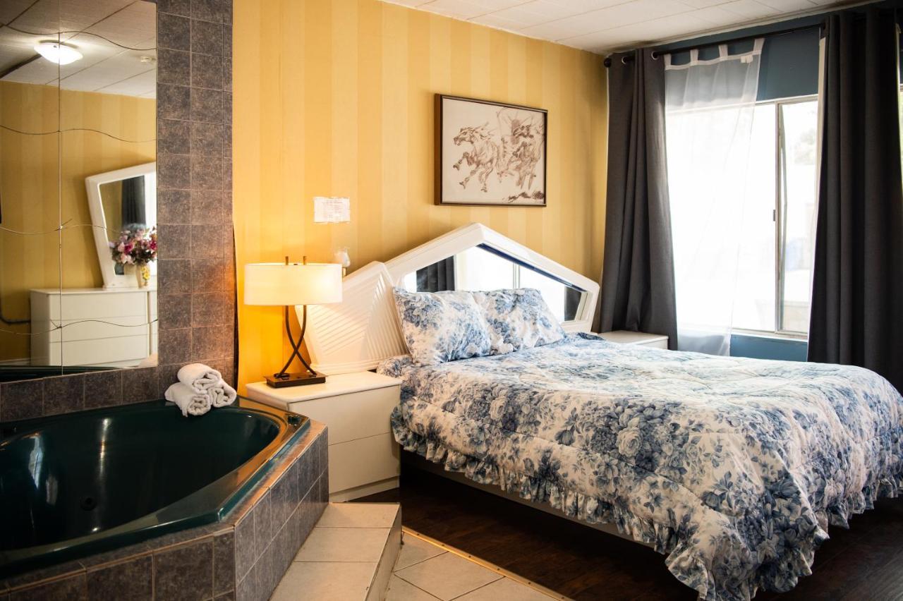 Motel Advance 2*