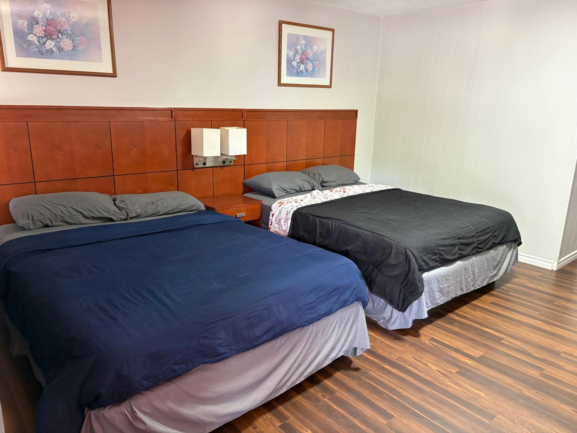 Advance Motel 2*